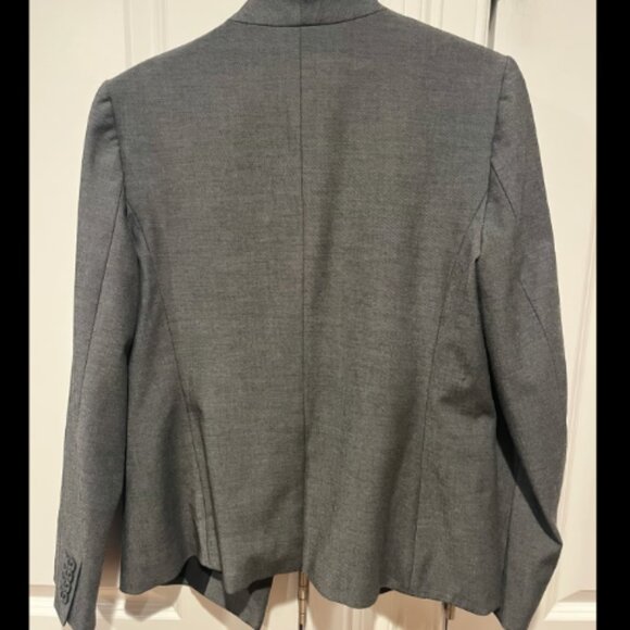 Ann Taylor - Cutaway Blazer - Picture 5 of 6